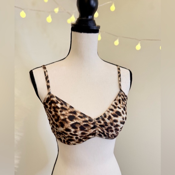 Gianni Bini Other - 🌾 Gianni Bini Leopard Print Bikini Top